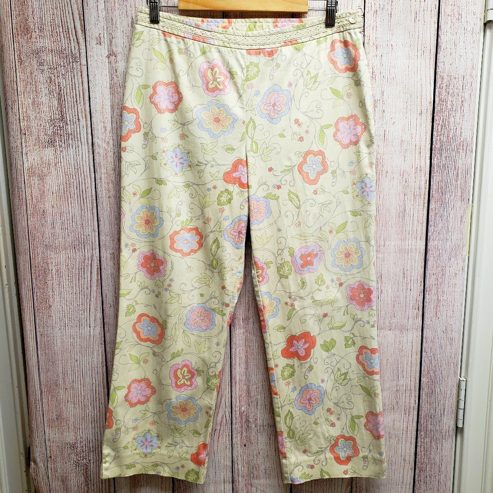 Sigrid Olsen Sport Crop Soft Yellow Flowered Pants